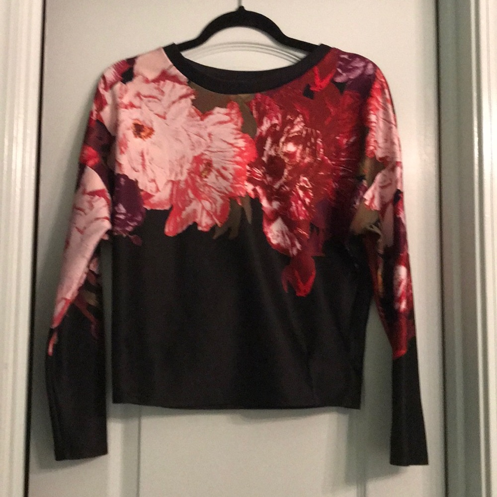 Floral & black top